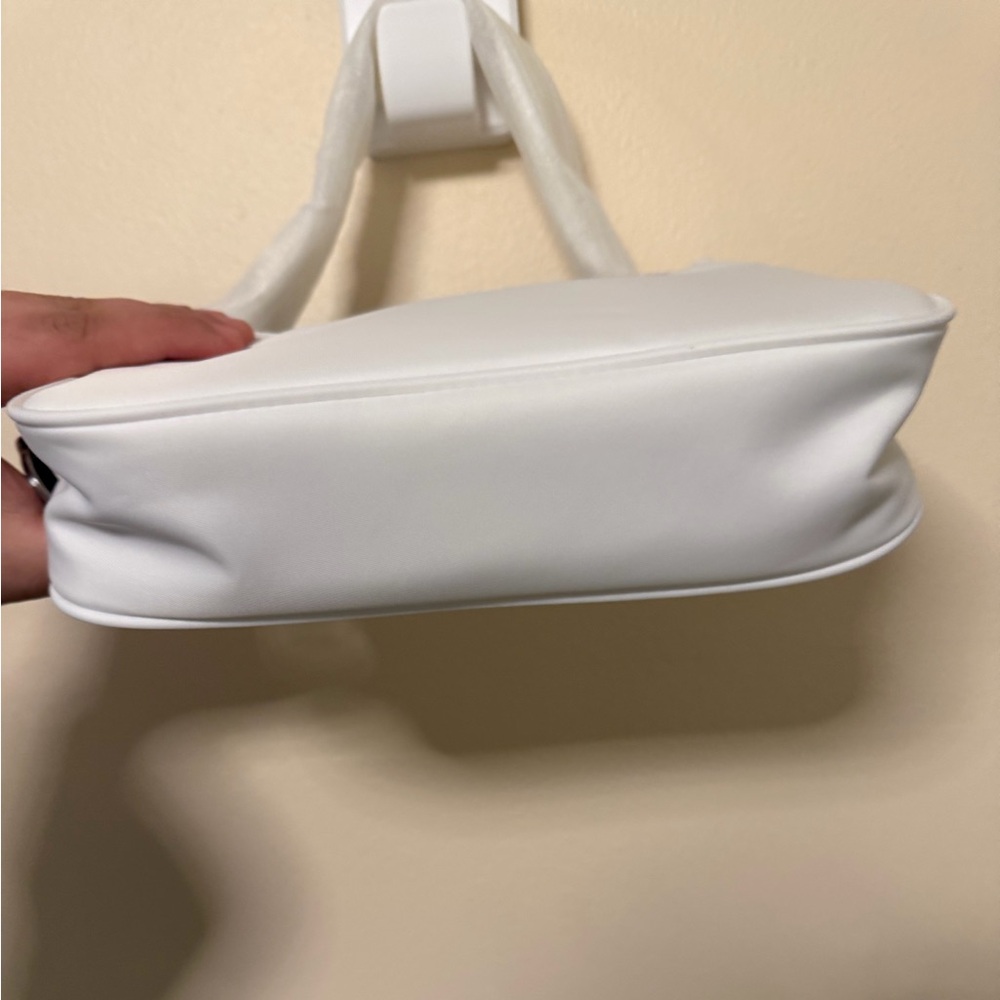 Prada Re-Edition 2000 Re-Nylon Mini Bag White WITH RECEIPT - Picture 7 of 7